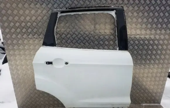Ford Kuga II Rear door