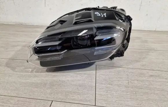 Porsche Taycan 9J1 Headlights/headlamps set 