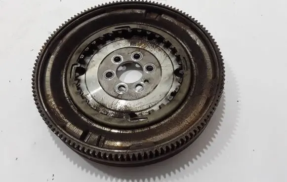 Volkswagen Caddy Flywheel 03L105266