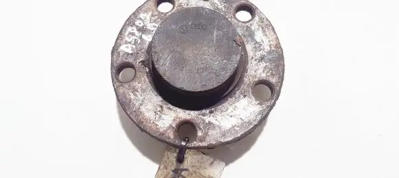 Skoda Fabia Mk1 (6Y) Rear wheel hub