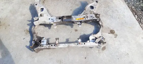 BMW 1 E81 E87 Front subframe 6761462 31116761462 504031