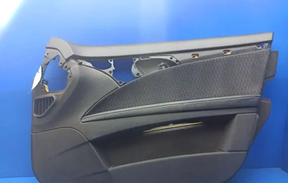 Mercedes-Benz E W211 Front door card panel trim A2117206462