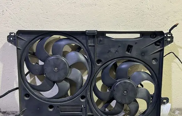 Ford Galaxy Electric radiator cooling fan E1G38C607AA