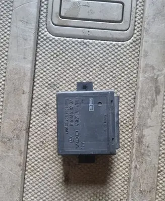 Mercedes-Benz Vito Viano W638 Door central lock control unit/module 0165459232