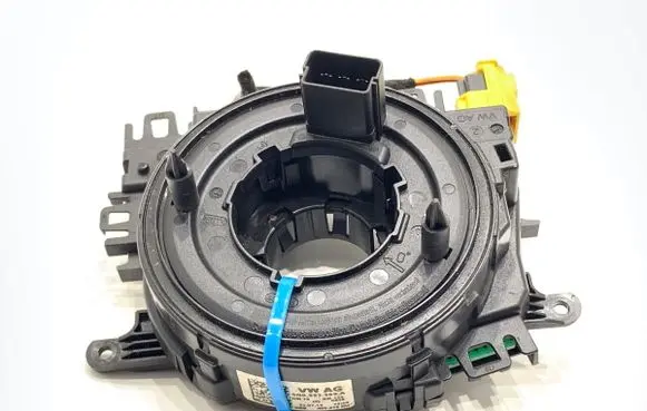 Volkswagen Golf VII Airbag squib ring wiring 5Q0953569A