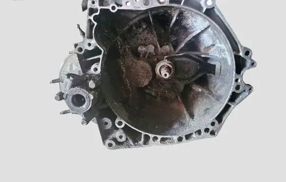 Citroen C4 I Manual 5 speed gearbox 20DM69