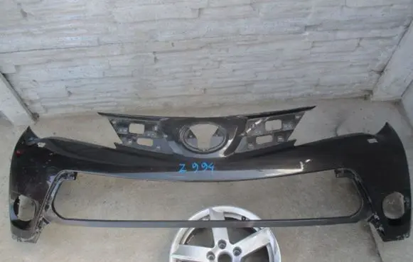 Toyota RAV 4 (XA40) Front bumper