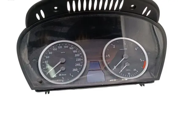 BMW 5 E60 E61 Speedometer (instrument cluster) 62116983153