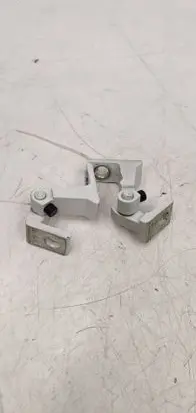 Volkswagen Golf VII Front door hinge set 8K0831402P