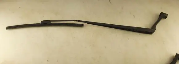 Nissan X-Trail T32 Windshield/front glass wiper blade 