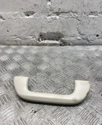 Honda CR-V Front interior roof grab handle