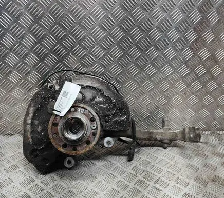 Mercedes-Benz GLC X253 C253 Front wheel hub A2533320100
