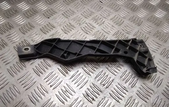 Audi A4 S4 B7 8E 8H Front bumper mounting bracket 8E0807203B