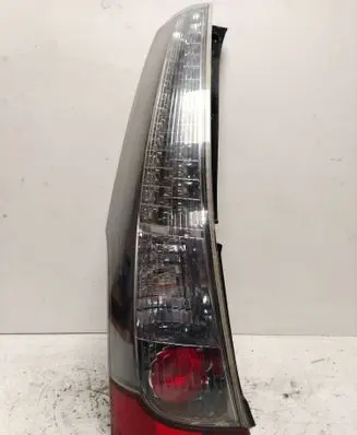 Mitsubishi Grandis Rear/tail lights 22087642 0201 RS123