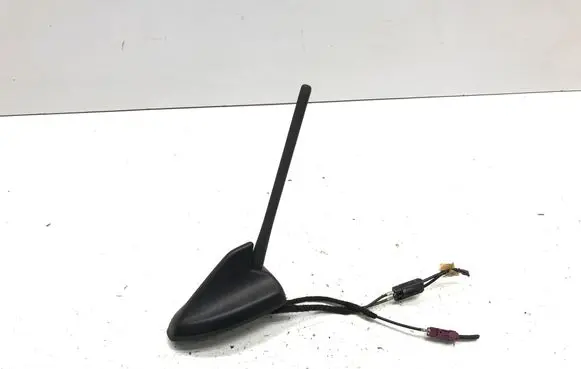 Ford Puma Aerial GPS antenna L1TT-19G461-DD L1TT19G461DD