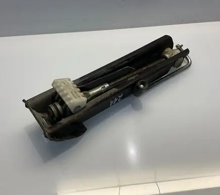 Mercedes-Benz E W211 Lift Jack A2115830215 2115830215