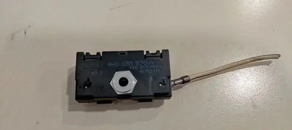 Audi A8 S8 D4 4H Aerial antenna amplifier 4H0035570A