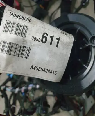 Smart ForTwo III C453 Wiring harness A4535408416 305001