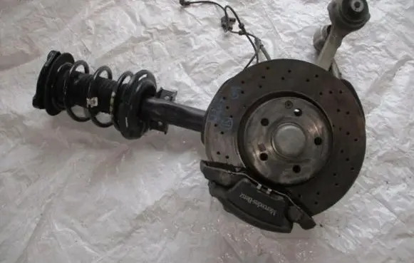 Mercedes-Benz E C207 W207 Front shock absorber/damper A2073204138