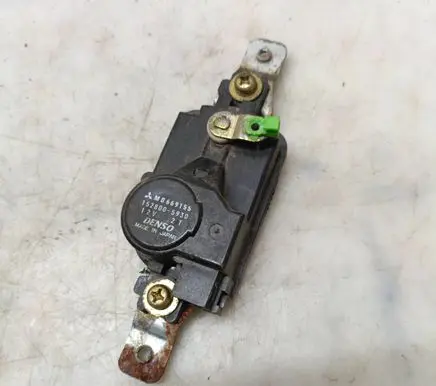 Mitsubishi Pajero Central locking motor MB669155 1528005930