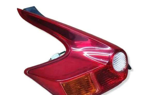 Nissan Juke I F15 Rear/tail lights 