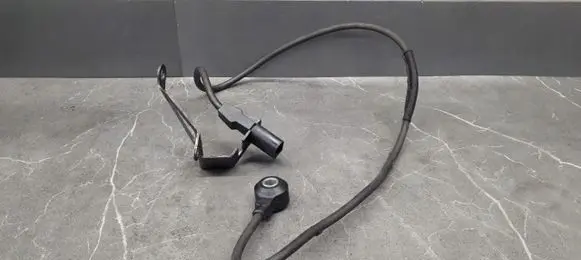 Audi A8 S8 D3 4E Detonation knock sensor 077905377d