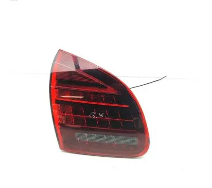 Porsche Cayenne (92A) Tailgate rear/tail lights 7P5945093R