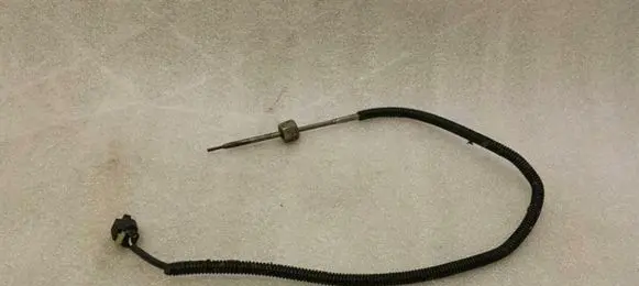 Mercedes-Benz C W205 Exhaust gas temperature sensor A0009059705