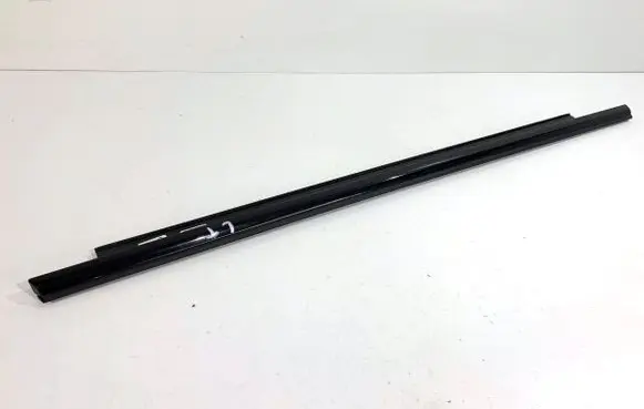 Audi A7 S7 4G Loading door glass trim molding 4G8853763M