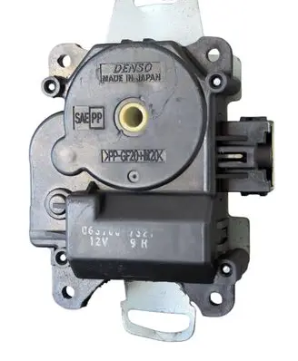 Mitsubishi Grandis Air flap motor/actuator 0637007321 MR513270