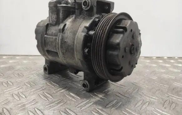 Audi A4 S4 B6 8E 8H Air conditioning (A/C) compressor (pump)