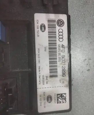 Audi A6 S6 C6 4F Light module LCM 4F0907289G 5DK00876224 4F0910289G
