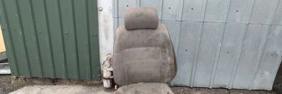 Volkswagen Transporter - Caravelle T4 Front driver seat 701881257