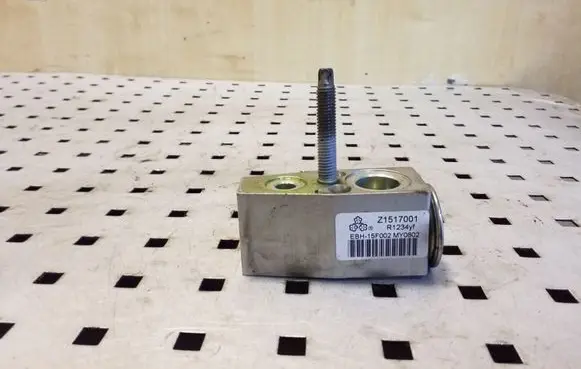 Air conditioning (A/C) expansion valve