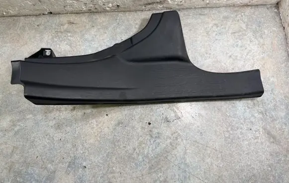 Subaru Outback (BS) Rear sill trim cover 94061AL000