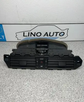 BMW 5 E60 E61 Dash center air vent grill 6910734 7009275
