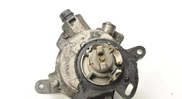 Ford Fiesta Vacuum pump CM5G2A451GA