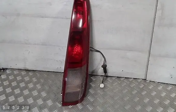 Nissan X-Trail T30 Rear/tail lights B46R