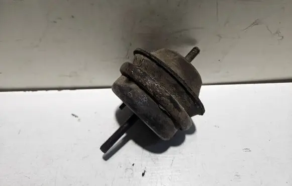 Ford Sierra Engine mount bracket 85HF6038EA
