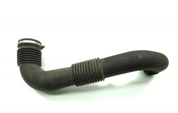 Air intake hose/pipe