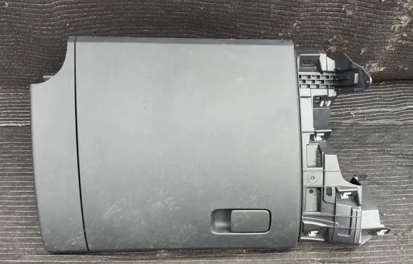 Volkswagen Up Glove box 1S1857097C