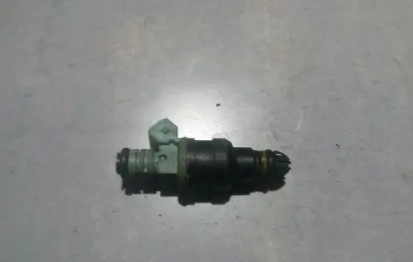 BMW 5 E34 Fuel injector 0280150415