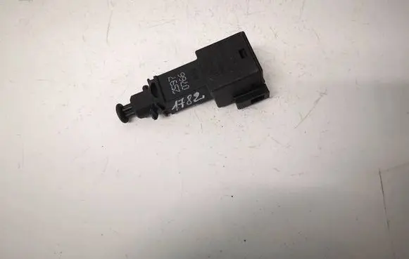 Audi A3 S3 8L Brake pedal sensor switch 1J0945511A