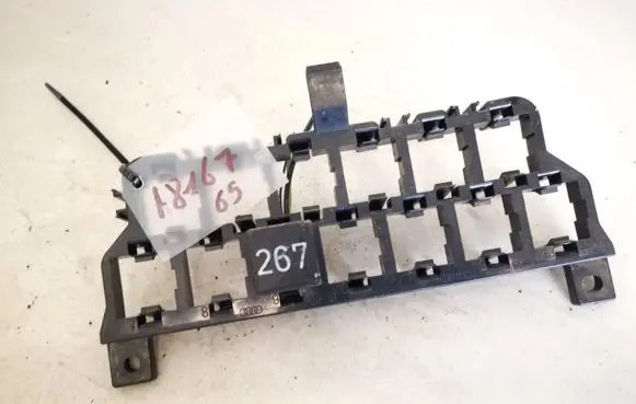 Audi A4 S4 B5 8D Fuse box set 8d0937503
