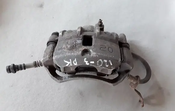 Hyundai i20 (PB PBT) Front brake caliper 581101J600