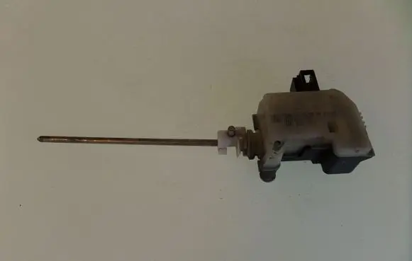 Skoda Octavia Mk2 (1Z) Fuel tank cap lock 1Z0810773 1M0959781A