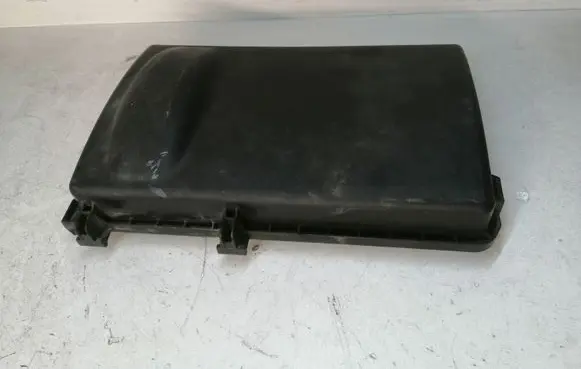 Toyota Prius (XW20) Air filter box cover 1001406970