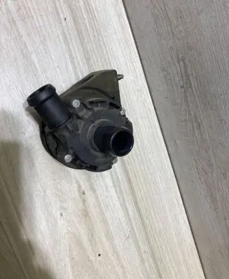 Skoda Octavia Mk3 (5E) Electric auxiliary coolant/water pump 5G0965567A