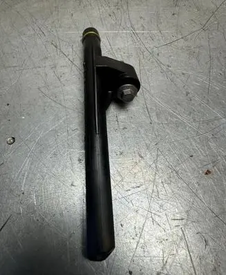 Peugeot 308 Oil fill pipe 9685411480
