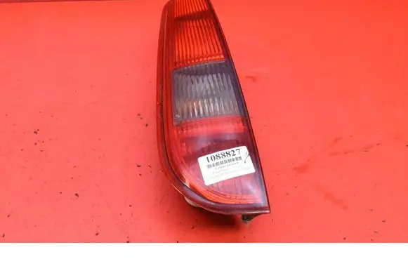 Ford Focus C-MAX Rear/tail lights 4M5113405F